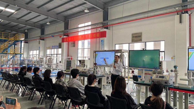 复合材料代理加盟，如何规避潜在风险？**